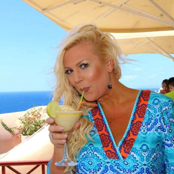 Meet your Posher, Amy - Picture 4 of 8